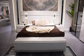 Grand Bed(with base) 180*200cm